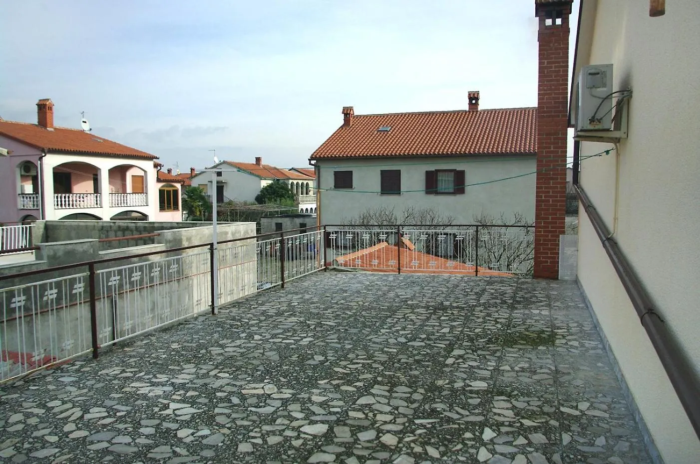 Valdebek Apartments With A Parking Space Pula - 7321