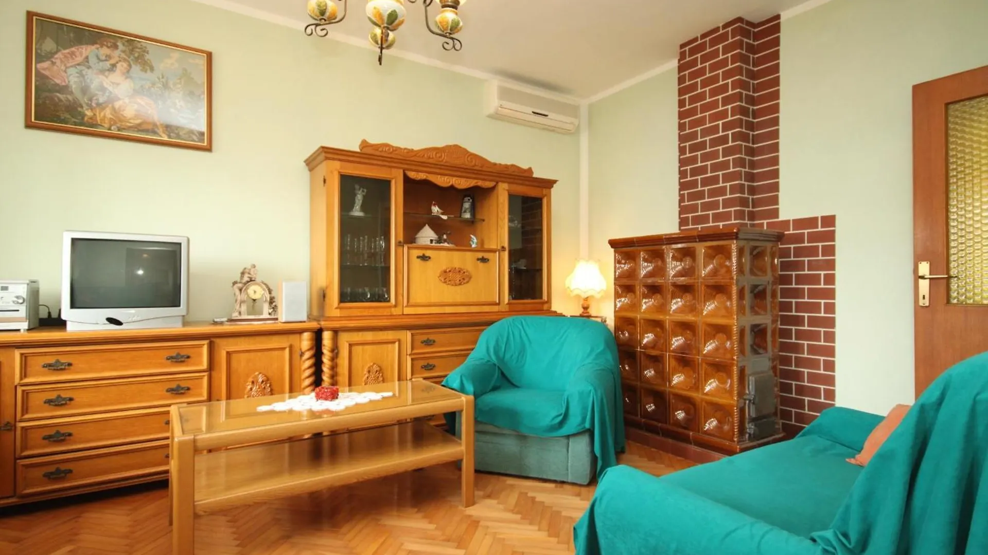 Valdebek Apartments With A Parking Space Pula - 7321 0*,