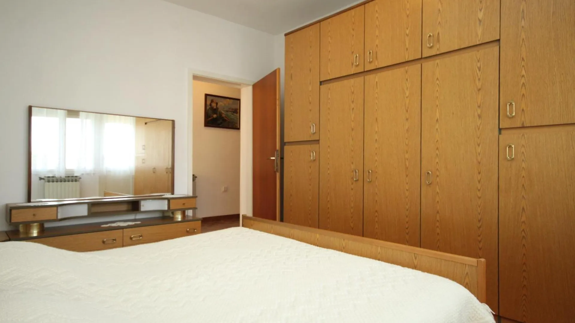 Valdebek Apartments With A Parking Space Pula - 7321